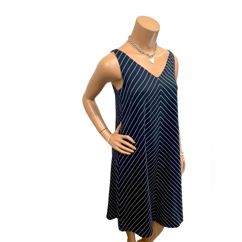 🔥🔥Stunning Ann Taylor Dress✨👗💎 - Picture 4 of 4